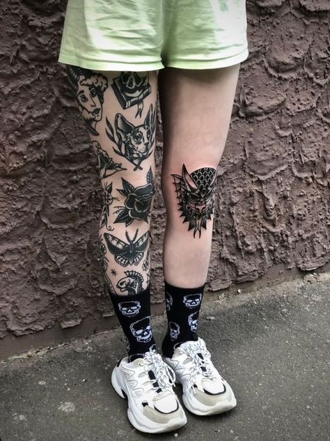 Traditional Tattoo Knee, Tattoo Ideas Geometric, Leg Tattoo Placements, Knee Tattoo Ideas, Deep Tattoo, Knee Tattoos, Traditional Tattoo Inspiration, Optical Illusion Tattoo, Flash Tattoo Designs