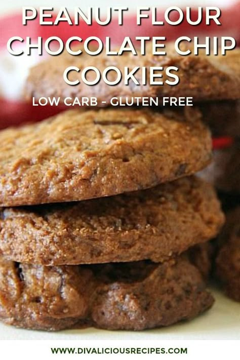 Peanut flour chocolate chip cookies make a delicious low carb and gluten free cookie. #peanutflour #cookies #lowcarb #keto #glutenfree Peanut Flour Recipes, Low Carb Chocolate Chip Cookies, Low Carb Cupcakes, Low Carb Cookies Recipes, Almond Flour Bread, Gluten Free Cookie, Peanut Flour, Low Carb Low Fat Recipes, Low Fat Low Carb