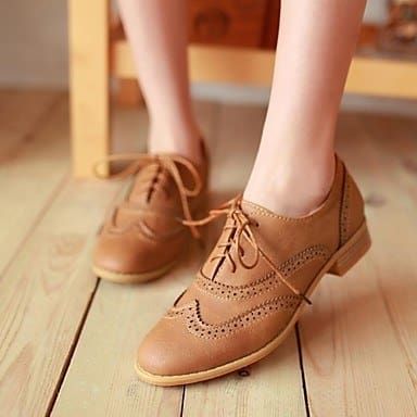 Get them at Light in the Box for $34.99. Also available in black and beige, sizes 5–10.5. Flat Oxford Shoes, Oxford Shoes Heels, Kasut Wanita, Oxford Shoes Outfit, Casual Oxford Shoes, Stylish Footwear, Oxford Flats, Brown Shoes, Beige Shoes