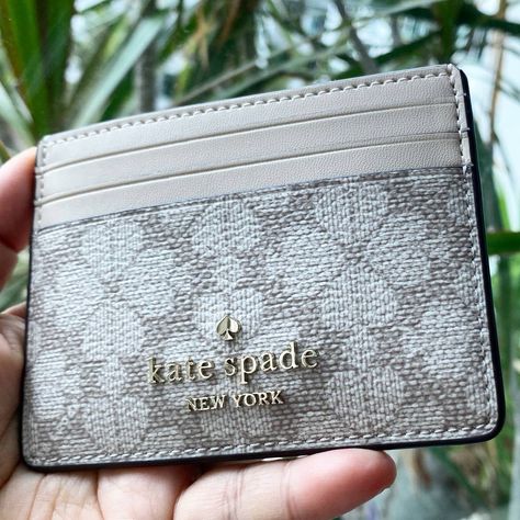 ❤️Instock Singapore Kate spade card holder to grab $75 ☎️ 9796 4232 for order for instalment plan and other payment methods pls checkout from our website Spade Card, Kate Spade Card Holder, Fashion Fits, Kate Spade New York, Shopping List, Athleisure, Singapore, Kate Spade, Card Holder