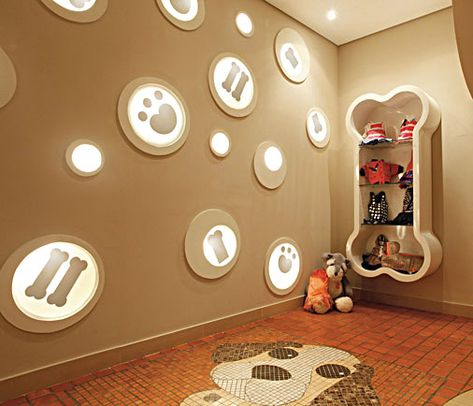 19 Amazing Dream Playrooms | The Playroom of Your Child's Dreams Luxury Dog Room, Pet Friendly Couch, Pet Home Ideas, Luxury Dog Kennels, Puppy Store, Dog Bedroom, Puppy Room, Doggy Daycare, Pet Resort