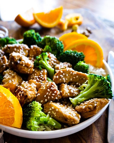 Orange Broccoli, Orange Ginger Chicken, Healthy Asian, Healthy Asian Recipes, Honey And Soy Sauce, Delicious Family Meals, Sesame Ginger, Chicken And Broccoli, Ginger Chicken