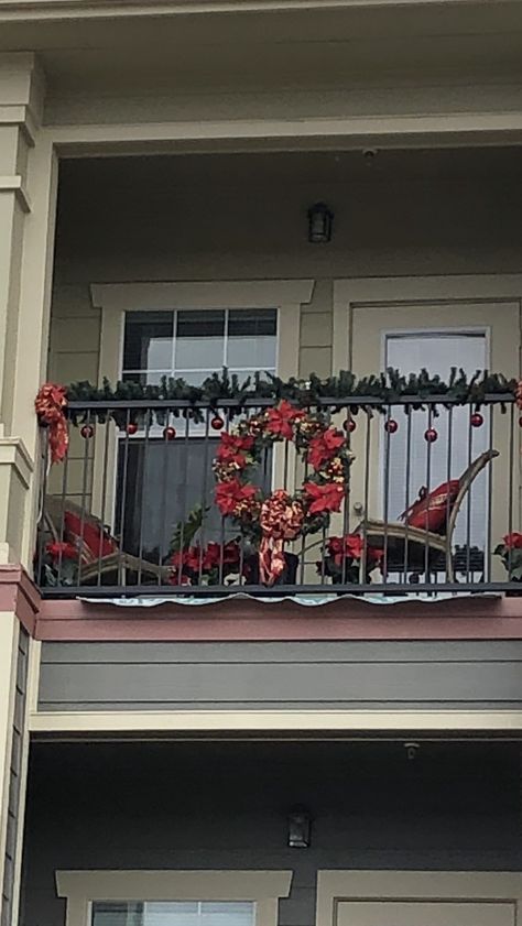 Christmas Apartment Balcony Decor, Decorating Apartment Balcony For Christmas, Apartment Deck Christmas Decorations, Christmas Apartment Decorations Balcony, Christmas Decor Ideas For Balcony, Apartment Christmas Decor Balcony, Christmas Decorations For Balcony, Apartment Balcony Christmas Decor, Outdoor Balcony Christmas Decor