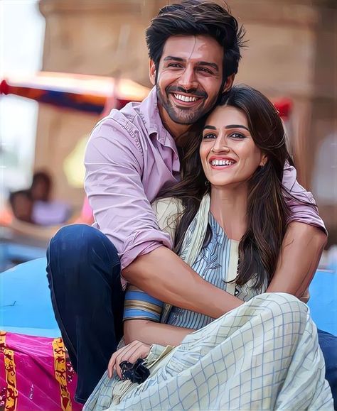 Kartik Thakur, Modern Poses, Karthik Aryaan, Karthik Aaryan, Couple Dpzz, Bollywood Images, Kartik Aaryan, Cute Celebrity Couples, Wedding Photoshoot Poses