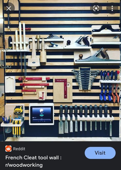 French Cleat Wall, French Cleat Storage, Cleat Wall, Tool Wall Storage, French Cleat System, Garage Workshop Layout, Garage Workbench Plans, Tool Wall, Garage Organisation