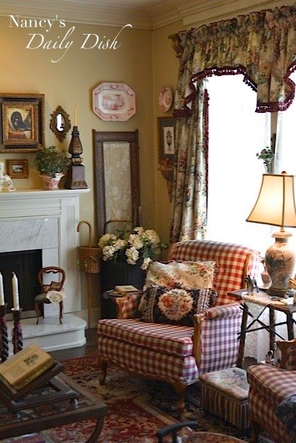 Nancy's Daily Dish: English Cottage Living Room - Before, Partly After & Still a Work in Progress Cottage Airbnb, English Cottage Living Room, English Cottage Decor, French Country Living, English Country Decor, French Country Living Room, English Decor, Cottage Living Rooms, English Cottage Style