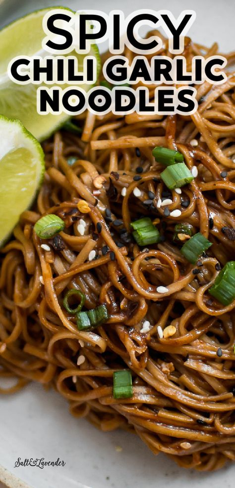 Recipes Using Chili Garlic Sauce, Lazy Noodles Recipe, Fast Noodle Recipes, Spicy Asian Sauce Recipes, Asian Noodle Sauce Recipe, Chili Noodles Recipe, Beef Garlic Noodles, Asian Pasta Sauce, East Asian Noodles