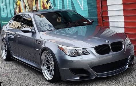 Bmw E60 Modified, Mercedes Benz Convertible, Autos Bmw, Bmw 525, Bmw M5 E60, M5 E60, Japan Car, Bmw E90, Bmw E60