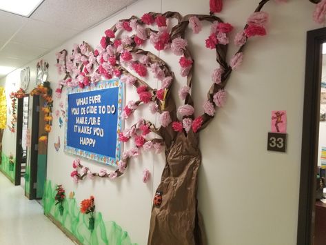 Wall paper tree decorations -Butcher paper -Tissue paper -Stapler -Scissors -Tape  #papercraft  #papertree #Cherryblossoms  #Cherryblossomstree #pink #wallhangingcraftidea #DIY #Walldecor #tree #classroomidea #backtoschool #classroomdecor Butcher Paper Decorations, Cherry Blossom Classroom Decoration, Japan Classroom Decor, Japan Decorations For Classroom, Paper Tree On Wall, Diy Cherry Blossom Tree, Paper Tree Decorations, Cherry Blossoms Tree, Class Tree