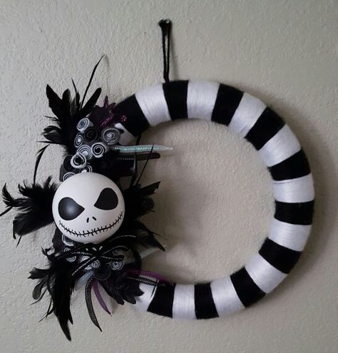 Jack skellington wreath custom made for Melissa Ramirez Modesto CA. Jack Ornaments, Jack Skellington Wreath, Diy Jack Skellington, Nightmare Before Christmas Wreath, Disney Wreath, Christmas Hand Painted, Nightmare Before Christmas Decorations, Christmas Decorations Diy, Diy Halloween Wreath