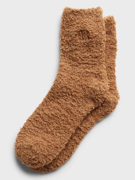 Cozy socks get even better thanks to a special eyelash yarn, which adds softness, stretch, and a fuzzy look.  Hits just above the ankle. Fall Fuzzy Socks, Aesthetic Fuzzy Socks, Fussy Socks, Cozy Socks Aesthetic, Fuzzy Socks Aesthetic, Sleepover Inspiration, Bur Basket, Basket 2023, Fall Sleepover