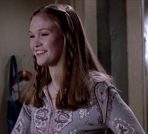 Julia Stiles Hairstyles, Julia Stiles Save The Last Dance, Save The Last Dance Hairstyles, Movies Hairstyles, Julia Stiles Hair, 00’s Fashion, Kat Stratford, 2000s Hairstyles, Save The Last Dance