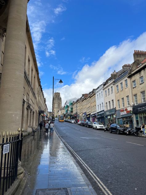 Park Street, Bristol, UK Saturday Aesthetic, Bristol Street, University Abroad, Bristol University, Travelling Europe, Park Street, Bristol Uk, Me And Her, Green It