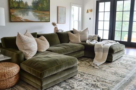 35 Stunning Living Rooms with Green Couches - Restore Decor & More Interior Design With Green Accents, Area Rug For Green Couch, Styling Green Velvet Couch, Living Room Different Couches, Family Room With Green Couch, Non White Couch Living Room, Colored Sectional Couch, Living Room Inspo Green Couch, Green Couch Color Scheme