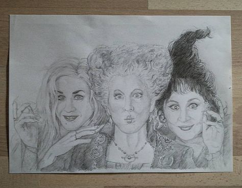 The little art universe: Bild The Sanderson Sisters Art, Hocus Pocus Sketch, Hocus Pocus Drawing Easy, Sanderson Sisters Drawing, Hocus Pocus Drawing Ideas, Hocus Pocus Drawing, Home Depot Halloween, 4 Drawing, Sisters Drawing