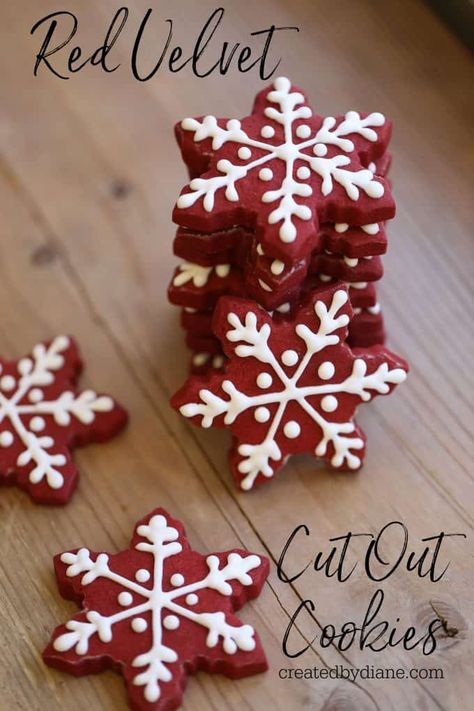 Cookies Pillsbury, Christmas Crockpot, Baking Gluten Free, December Ideas, Cut Out Cookie Recipe, Velvet Cookies, Cutout Cookies, Holiday Hosting, Red Velvet Cookies