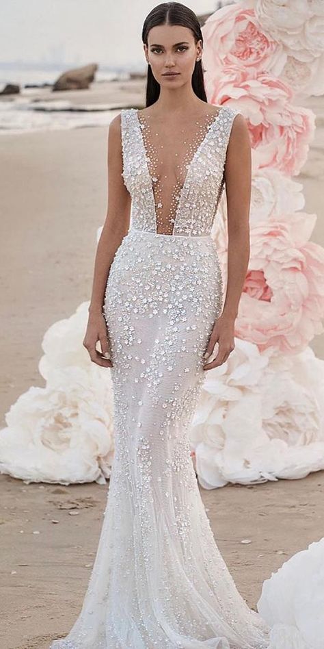 Wedding Dress Trumpet, Disney Wedding Dress, Wedding Dress Cinderella, Wedding Dress Black, Tight Wedding Dress, Lace Bridal, Western Wedding Dresses, Pnina Tornai, Trumpet Wedding Dress