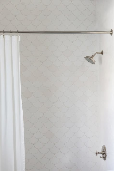 Calabasas Remodel: Kids' Room Reveal - Studio McGee Studio Mcgee Bathroom, White Shower Tile, Eclectic Tile, Shower Wall Tile, Bad Inspiration, Interior Minimalista, Bathroom Shower Tile, Girls Bathroom, Fish Scale