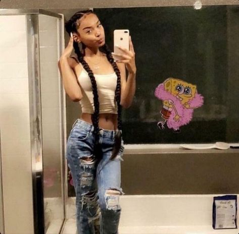 Ashley Lovelace, Hype Shoes, Stylish Girl, Ripped Jean, Fashion Inspo Outfits, Fashion Inspo, Mirror Selfie, Skin Care, Crop Tops