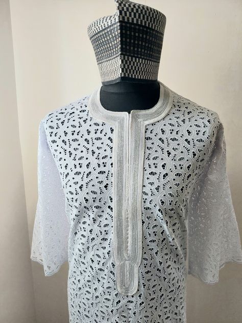 Luxury Men's Traditional Wear With Chikankari Embroidery, Dry Lace Styles Nigerian Outfit For Men, Mens Lace Fabric, Lastest Style For Men Nigeria, White Native Design For Men, Agbada Design, Cracked Wallpaper, Native Wears, Latest African Men Fashion