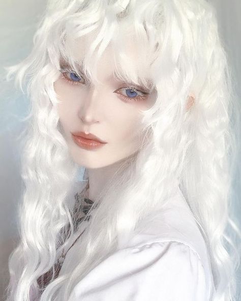 ᴇᴠᴇʀɢʀᴇᴇɴ on Instagram: "Among thousands of comrades and ten thousand enemies, only you... only you made me forget my dream. - THERES LITERALLY A LUNAR ECLIPSE TONIGHT GUYS THIS IS NOF A DRILL Lol *dies* - - - #griffith #griffithberserk #griffithcosplay #berserk #berserkcosplay #berserkmanga #manga #anime #cosplay #cosplayphotography #berserkanime #berserkgriffith" Griffith Eclipse, Griffith Hair, Berserk Griffith, Berserk Cosplay, Berserk Eclipse, Griffith Cosplay, Angel Cosplay, Female Griffith, Griffith Berserk Manga Color