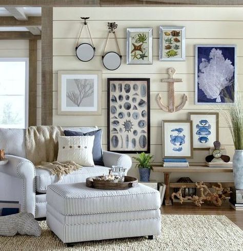 Coastal gallery wall with ocean inspired wall art Strand Decor, Coastal Gallery Wall, Nautical Wall Decor, Coastal Wall Decor, Coastal Living Rooms, Coastal Bedrooms, Beach House Interior, Coastal Living Room, Nautical Home