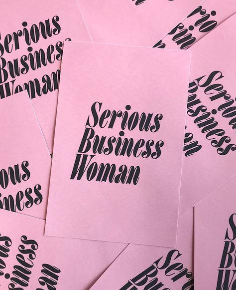 Female Ceo Vision Board, Serious Business Woman, Business Booming Aesthetic, Feminine Ceo Aesthetic, Hussle Quote Women, Beauty Entrepreneur Aesthetic, Pink Boss Aesthetic, Brand Deals Vision Board, Pinky Vibe