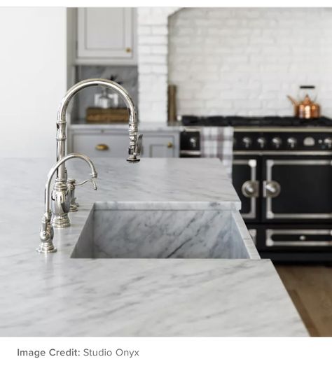 Carrara Marble Kitchen, White Kitchen Traditional, Ceramic Bathroom Sink, Replacing Kitchen Countertops, Light Gray Cabinets, Marble House, Marble Countertops Kitchen, Marble Sinks, Farmhouse Sink Kitchen