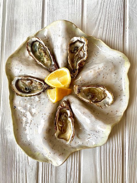 Pottery Dinner Plates, Ceramic Oyster Plates, Oyster Tray, Oyster Ceramic, Oyster Decor, Ceramic Oyster, Oyster Bowl, Oyster Platter, Oyster Art