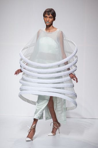 Pratt Fashion Department Class of 2014 Architectural Fashion, Origami Architecture, Pratt Institute, Sculptural Fashion, Geometric Fashion, Graduation Style, Conceptual Fashion, 3d Fashion, Weird Fashion