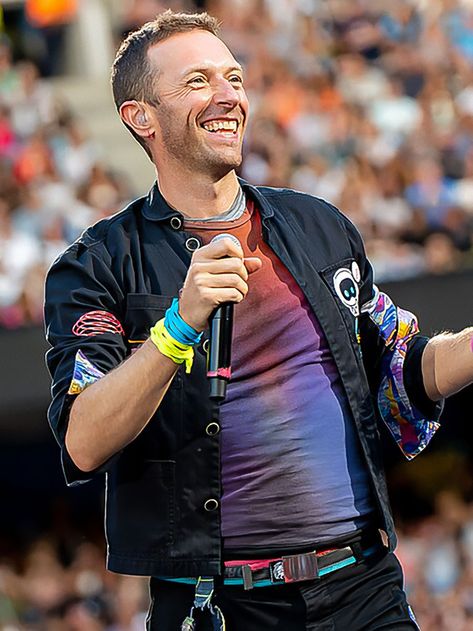 Chris Martin Coldplay, Lgbtq Rights, Chris Martin, Coldplay, Lead Singer, Twitter