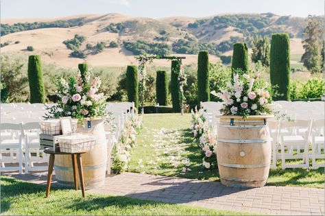 Extraordinary Weddings and Events | Wedding Planners in Napa Viansa Sonoma, Italian Wedding Aesthetic, Wedding Scenery, Ceremony Layout, 4 Bridesmaids, Winery Wedding Venues, California Winery Wedding, Wedding Aisles, Reception Layout