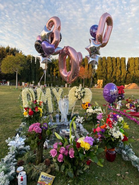 Gravesite Birthday Ideas, Birthday Cemetery Ideas, Decorate Grave Site Ideas Birthday, Grave Birthday Decorations, Happy Birthday Grave Decorations, Gravesite Decorations, Cemetery Decorations, Grave Decorations, When I Die