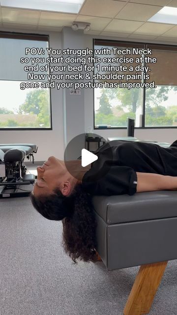 Dr. Suzi Schulman on Instagram: "Suffering from tech neck?👀🤳

Try this exercise at the end of your bed for 1 min a day✨

📢Save this for later and share with a friend who needs it!
•
•
•
#neckpain #pain #mobility #jointpain #techneck #posture  #strengthtraining #movement" Tech Neck Stretches, Neck Pain Exercises, Inversion Therapy, Tech Neck, Improve Brain Function, Functional Medicine, Improve Digestion, Brain Function, June 19