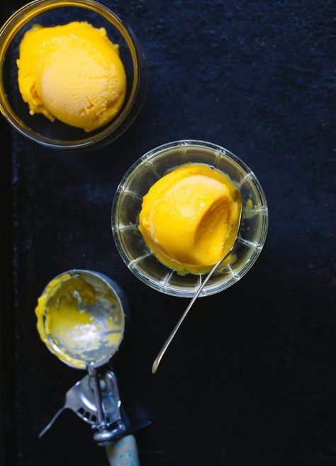 Quick Mango Ginger Sorbet, Mango Sorbet Recipe, Gelato Recipes, One Dish Kitchen, Pineapple Sorbet, Dark Food, Fruit Sorbet, Orange Sorbet, Mango Dessert