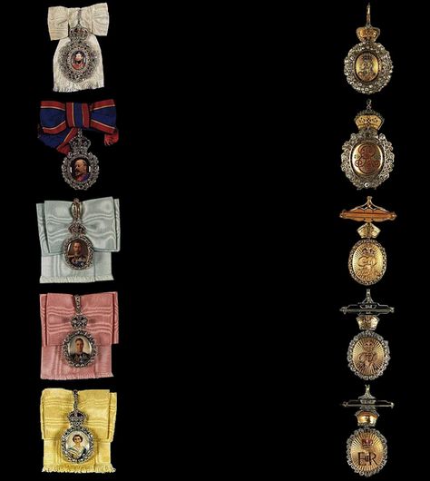 Past Royal Family Orders from the British Royal Family with the lovely backs of the pins. Royal Family Order, British Royal Crowns, British Royal Jewellery, Royal Jewelry British, British Medals, Royal Family Jewels, King George Iv, British Crown Jewels, Royal Family Trees