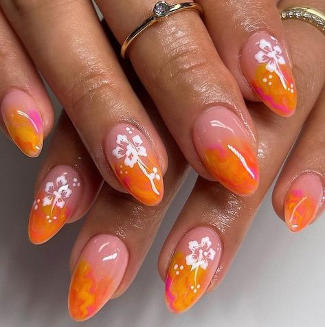 Hibiscus Nail Art Hibiscus Nail Art, Hawaii Nails, Elegant Touch Nails, Beachy Nails, Makeup Nails Designs, Tropical Nails, Summery Nails, Pretty Gel Nails, Nails Only