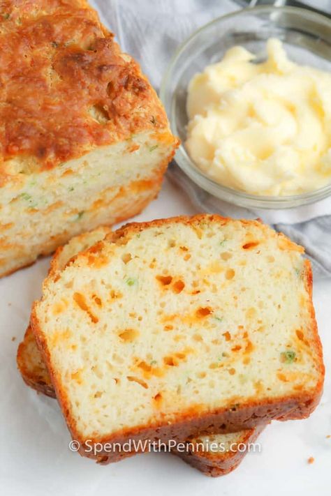 Cheese Bread is the perfect side dish for so many entrees! Serve with spaghetti, chili, or even butter chicken instead of naan bread!  #spendwithpennies #cheesebread #recipe #homemade #cheesy Cheese Loaf Bread Recipe, Easy Homemade Cheese Bread, Bread For Spaghetti, Bread With Chili, Cheese Quick Bread, Bread With Cheese Inside, Amish Cheese Bread, Three Cheese Bread Recipe, Bread To Go With Chili