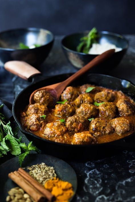 Lamb Meatballs with Indian Curry Sauce- a simple easy dinner that is full of flavor! Gluten-free, keto and Paleo! #lambmeatballs #lamb #meatballs #lambrecipes #keto #paleo #gluten-free #dinnerrecipes #indianrecipes #tikkamasala #currysauce #curry Indian Curry Sauce, Indian Coconut Curry, Meatball Curry, Curry Meatballs, Curry Indian, Masala Spice, Lamb Meatballs, Lamb Dishes, Ground Lamb