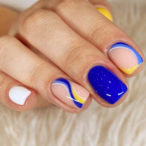 leanne - nail artist 🤍 on Instagram: “blue & yellow babyyyyy 🐳🌼 @glossifyofficial amalfi & bluebird you will always have my heart 💙 Over naturabuild nude of courseee…” Mustard Yellow And Blue Nails, Yellow And Blue Nails, Blue Nail Art Ideas, Pedi Colors, Marilyn Nails, Bright Blue Nails, Grad Nails, Ideas Uñas, Blue Nail Art Designs