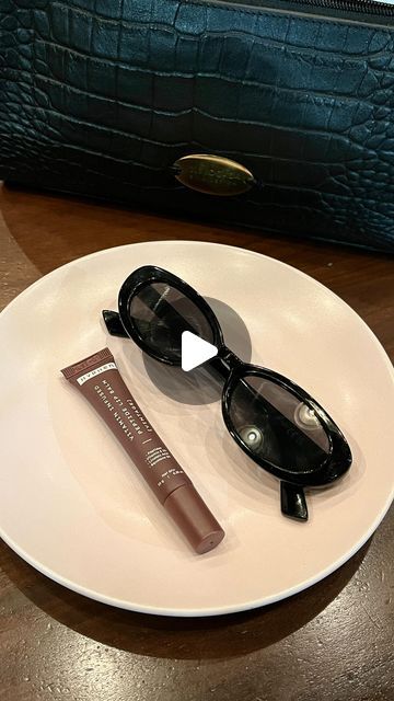 Sylvia on Instagram: "Hyphen Vitamin Infused Peptide Lip Balm 🍩  - Enirched with Peptides,Vitamin E ,Squalene and Lenoleic acid,it plumps my lips while restoring moisture barrier.  - I love the high shine glaze!!Brown girl approved✔️ . . . . [Hyphen,peptide lip balm,tinted lip balm,vintage,retro,non comedogenic,alcohol free,gloss,kriti sanon]  #hyphen #kritisanon #skincare #liptint #lipbalm #browngirl #tamilponnu #explorepage✨ #foryoupage💙" Hyphen Lip Balm, Lip Balm Tinted, Winter Arc, Kriti Sanon, Bath And Body Care, Tinted Lip Balm, Brown Girl, Lip Tint, Alcohol Free