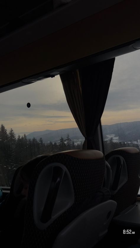 Coach Trip Aesthetic, Coach Bus Aesthetic, School Trip Aesthetic Bus, Coach Aesthetic Sports, Bus Trip Aesthetic, School Trip Bus, School Trip Aesthetic, Skiing With Friends, Snowboarding Aesthetic