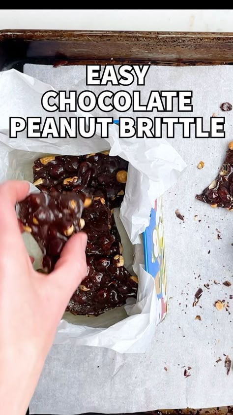 video demonstrating how to make chocolate peanut brittle in the microwave. Brittle Candy Recipes, Chocolate Peanut Brittle Recipe, Soft Peanut Brittle Recipe, Chocolate Peanut Brittle, Chocolate Brittle, Rv Snacks, Homemade Peanut Brittle, Easy Microwave Recipes, Diy Cookies