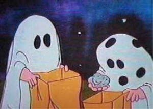 Charlie Brown Ghost, It's The Great Pumpkin Charlie Brown, I Got A Rock, The Great Pumpkin Charlie Brown, Halloween Episodes, Charlie Brown Halloween, Great Pumpkin Charlie Brown, It's The Great Pumpkin, Peanuts Halloween