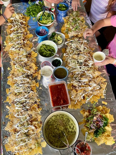 Nacho Table, Verde Enchiladas, Grazing Table Ideas, Entertaining Snacks, Poblano Chili, Community Table, Green Rice, Grazing Table, Queso Dip