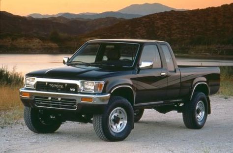 1989 Toyota Pickup 4x4 SR5 Small Pickup Trucks, Toyota Runner, Toyota Pickup 4x4, Toyota Tacoma 4x4, Small Pickups, Tacoma 4x4, Toyota Truck, Chip Foose, Toyota 4runner Trd