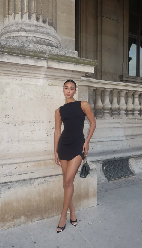 Sleek Summer Mini Dress For Going Out, Elegant Black Mini Dress With Low Back, Old Money Black Dresses, Old Money Outfits Dress Black, Katherine Petrova, Chic Black Mini Dress With Built-in Bra, 37th Birthday, Money Dress, Summer Night Outfit