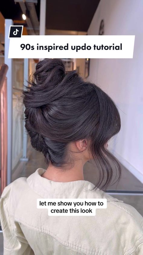 French Roll Bun Hairstyle, Classy French Twist Updo, Bridal Updo French Twist, Bridal Updo Tutorial Fine Hair, Updo Hairstyles Thick Hair, 90s Bun Updo, French Twist Updo Brown Hair, Modern French Roll Hairstyles, French Twist Updo Bridal