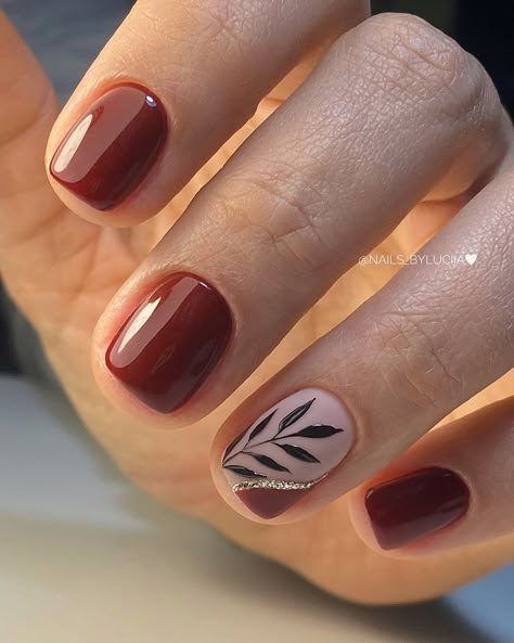 Fall Leaves Nail Art 25 Ideas: Designs, Tutorials, and Prices Leaf Gel Nail Designs, Nail Salon Colors, Fall Nails Short Almond, Trendy Nails Classy, Leaves Nail Art, Nails Ideas Nail Art, Nail Designs Pink, Fall Leaves Nail Art, Nail Ideas Simple