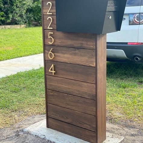 Nautical Mailbox, Farmhouse Mailboxes, Mid Century Mailbox, Modern Mailbox Design, Mid Century Modern Mailbox, Diy Mid Century Modern, Mailbox Makeover, Wooden Mailbox, Mailbox Landscaping